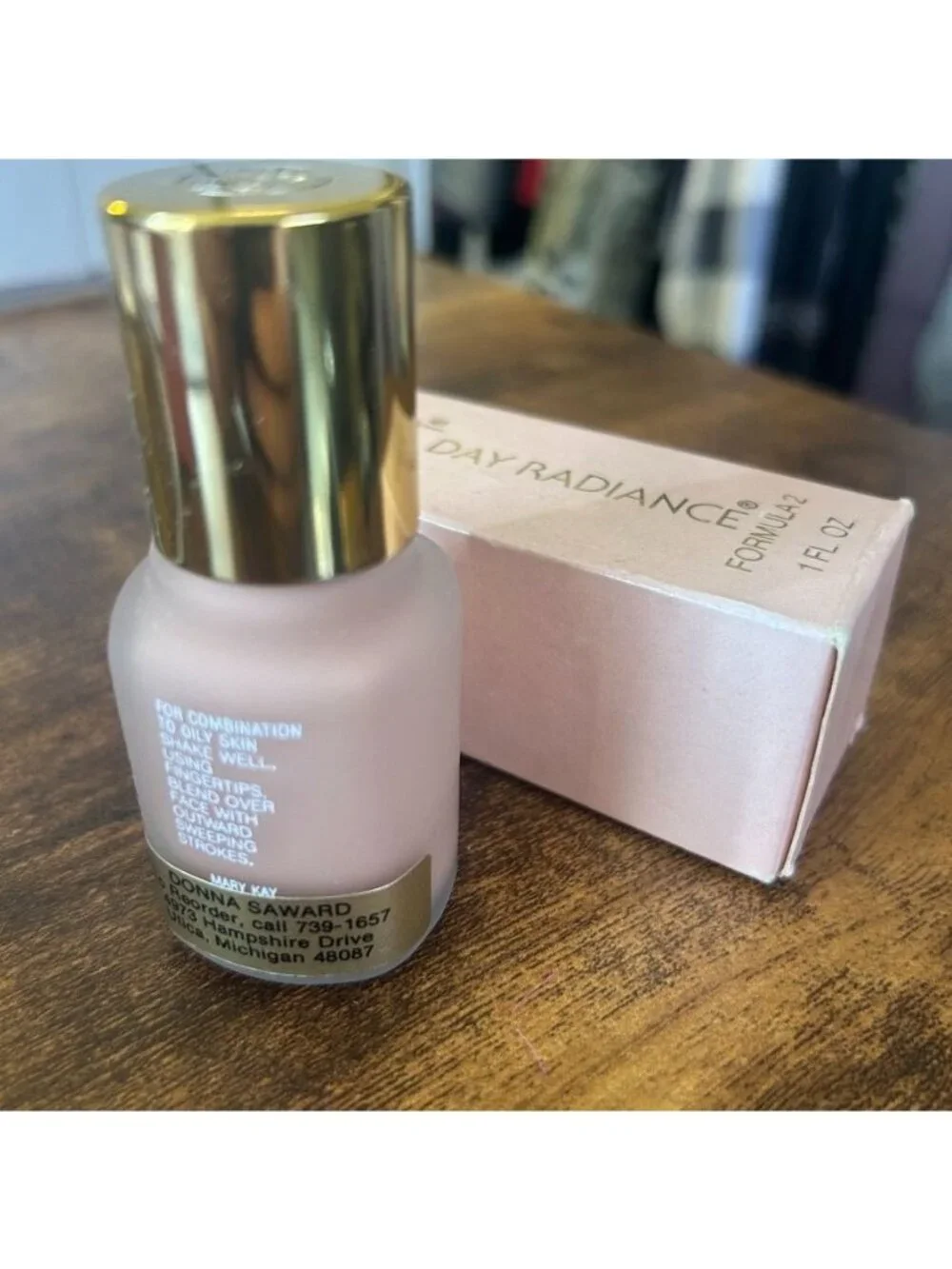 Vintage Mary Kay Day Radiance Formula 2 Suntan - 1 Fl. Oz. New Old Stock